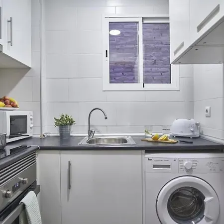 Bebarceloner Sants Apartments- 3 Bedroom *