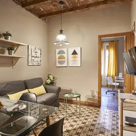 Bebarceloner Sants Apartments- 3 Bedroom Apartament
