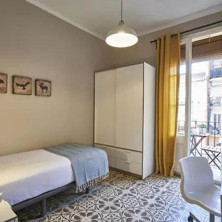 Lejlighed Bebarceloner Sants Apartments- 3 Bedroom