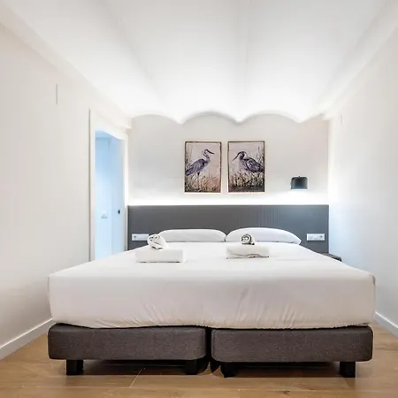 Bebarceloner Sants Apartments- 3 Bedroom * Barcelone